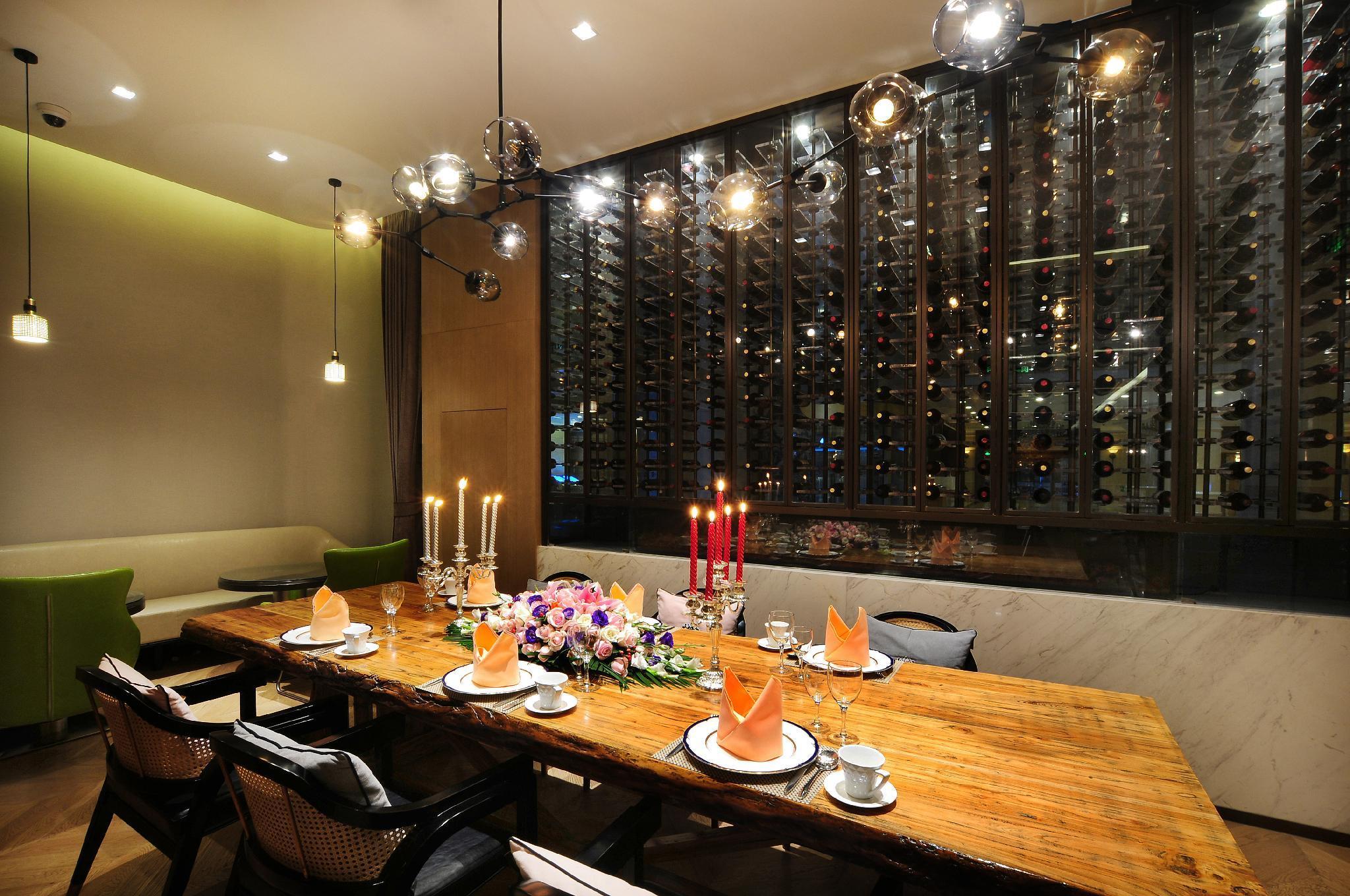 Guanganmen Grand Metropark 4*