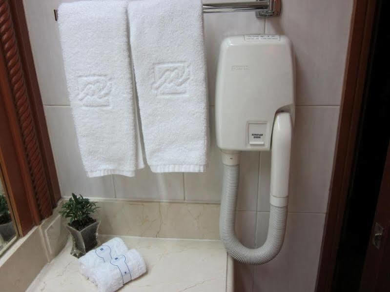 Guanganmen Grand Metropark Hotel