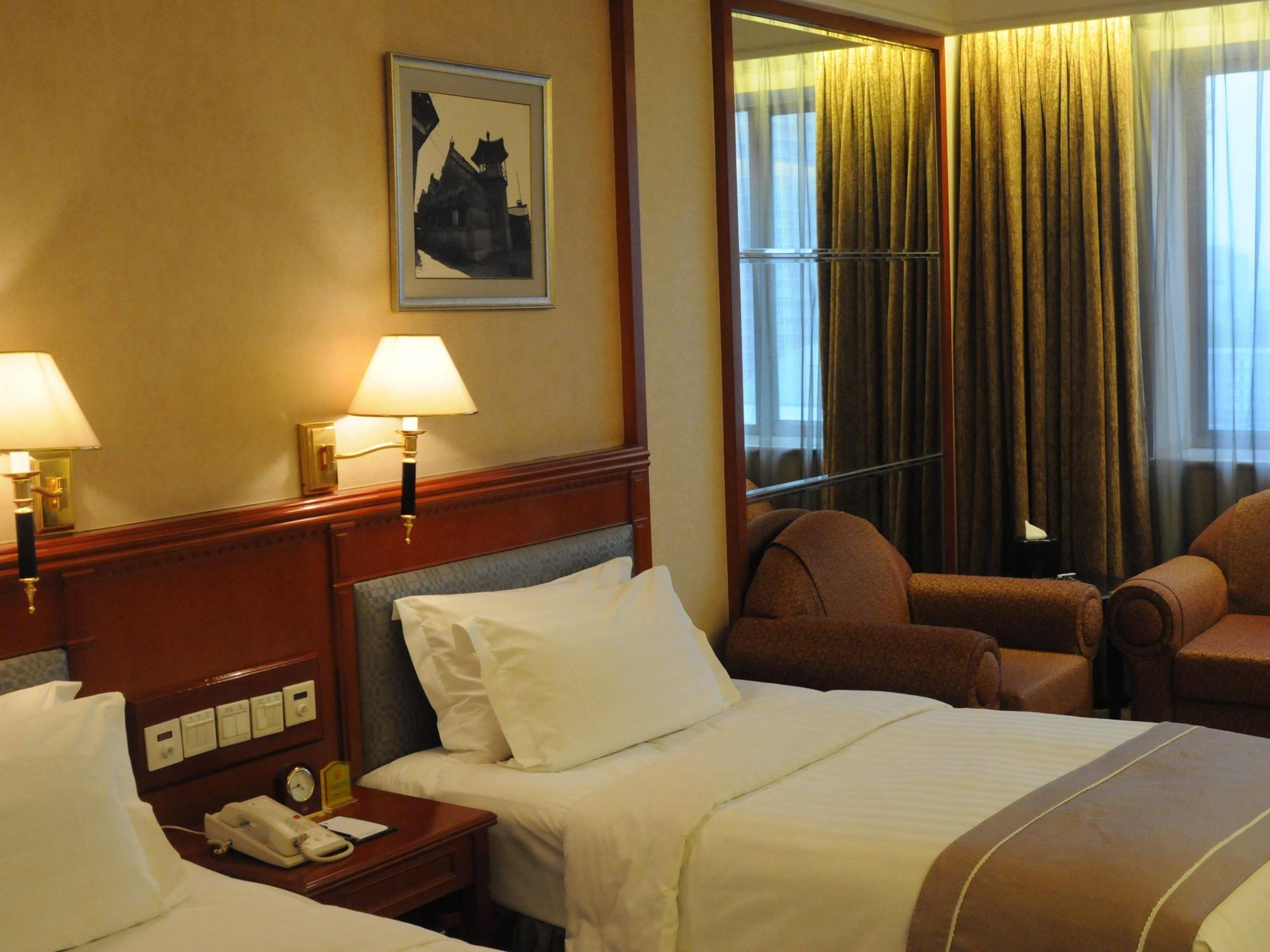 Guanganmen Grand Metropark 4*